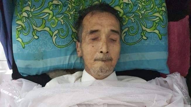 Disemayamkan di Gereja, Keluarga Sepakat Kuburkan Johny Indo Secara Islam