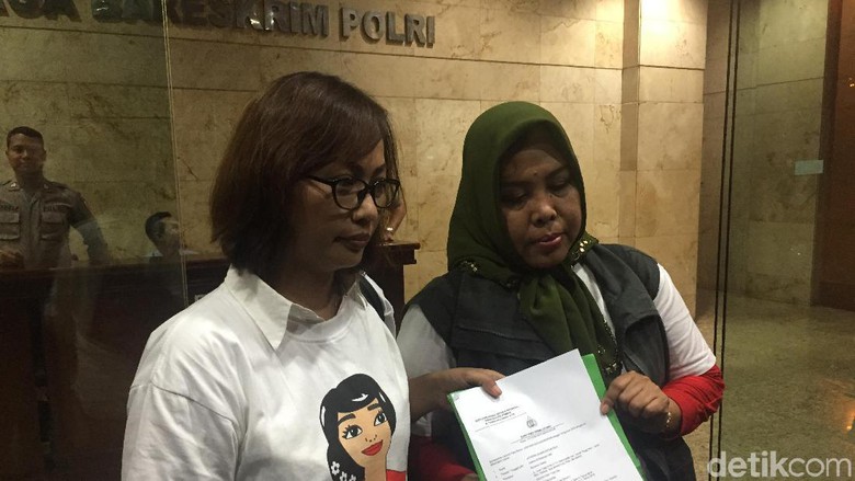 Relawan Emak Militan Jokowi Laporkan Mardani dan Neno ke Polisi