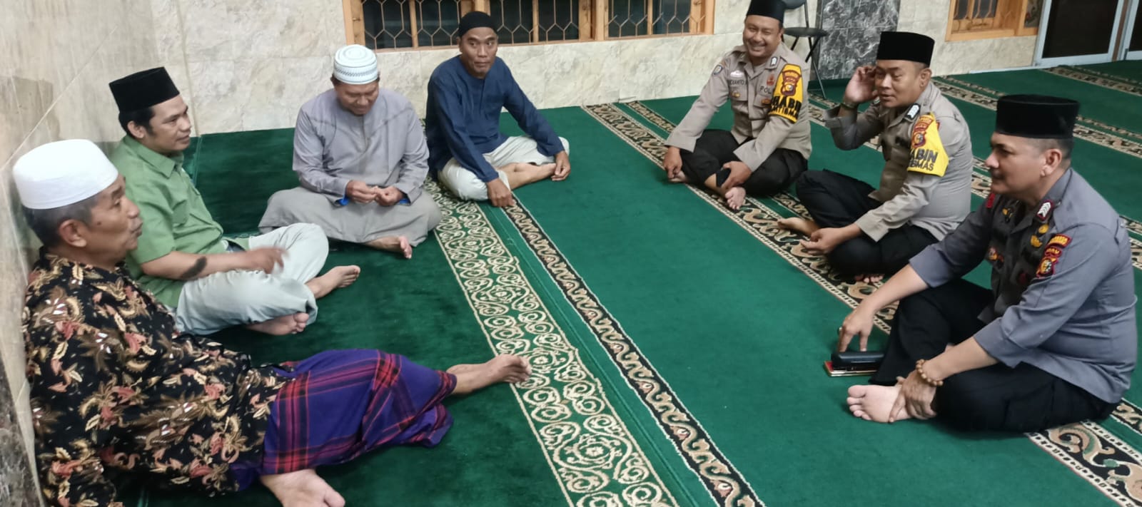 Polsek Senapelan Maksimalkan Peran Bhabin Dalam Penyampaian Pesan Kamtibmas