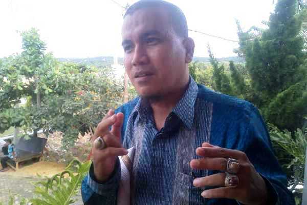 Komisioner KI Riau Desak Badan Publik Terbuka Soal Karhutla di Riau
