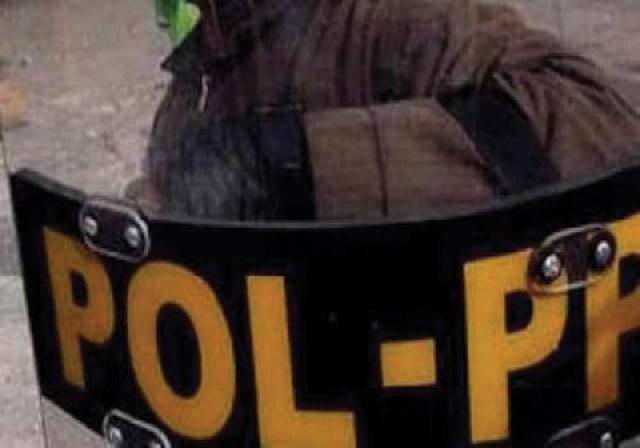 Pagar Melintang Dibongkar Satpol