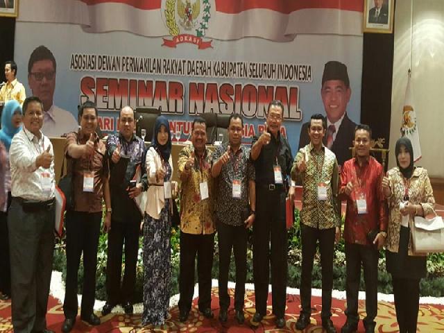 Hari Ini, Jokowi Kukuhkan Adkasi Riau
