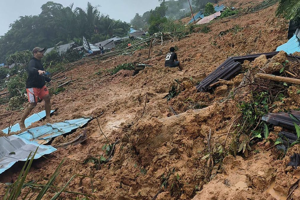 Bencana Tanah Longsor di Natuna Telan 10 Korban Jiwa