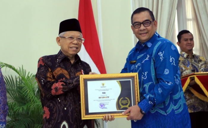 Hari Ini Ma'ruf Amin Terima Gelar 'Bapak Ekonomi Syariah' dari UIN Suska Riau