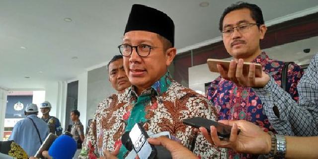 Menteri Agama Kaget Dengar Lima Fraksi DPR Setujui LGBT