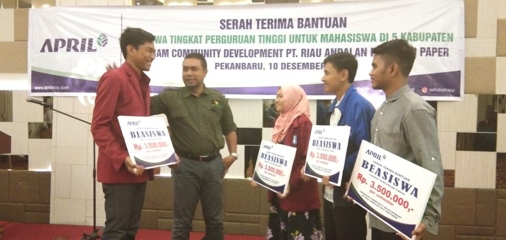 100 Mahasiswa Riau Raih Beasiswa RAPP