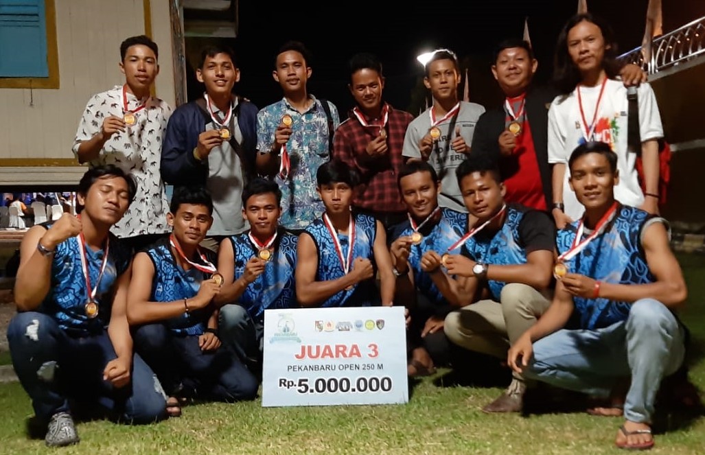 Tim Mahasiswa Unilak Juara 3 Dayung HUT Kota Pekanbaru