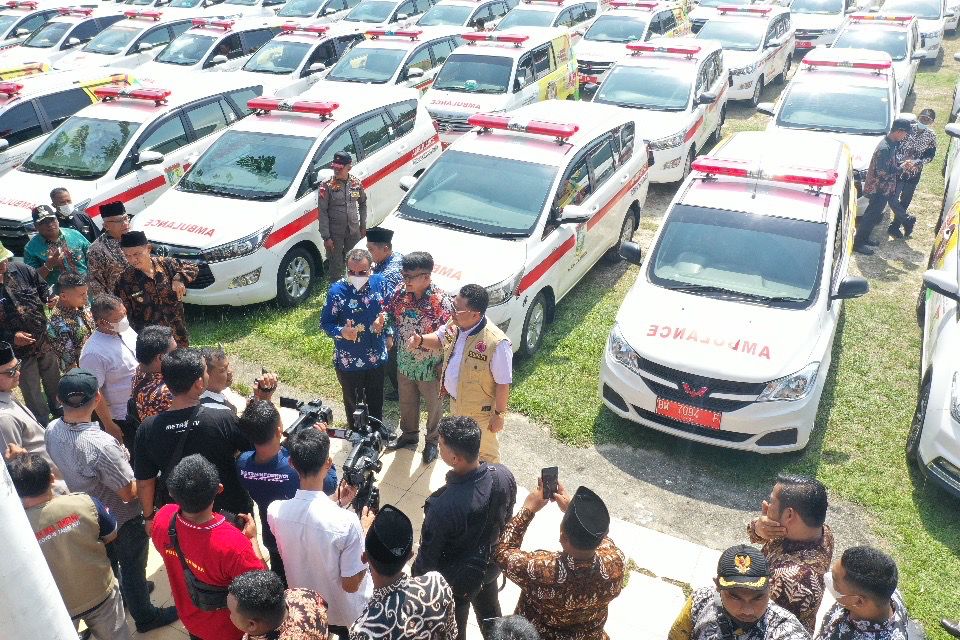 Pecahkan Rekor MURI, Pemkab Kampar Miliki 242 Unit Ambulans Terbanyak di Indonesia