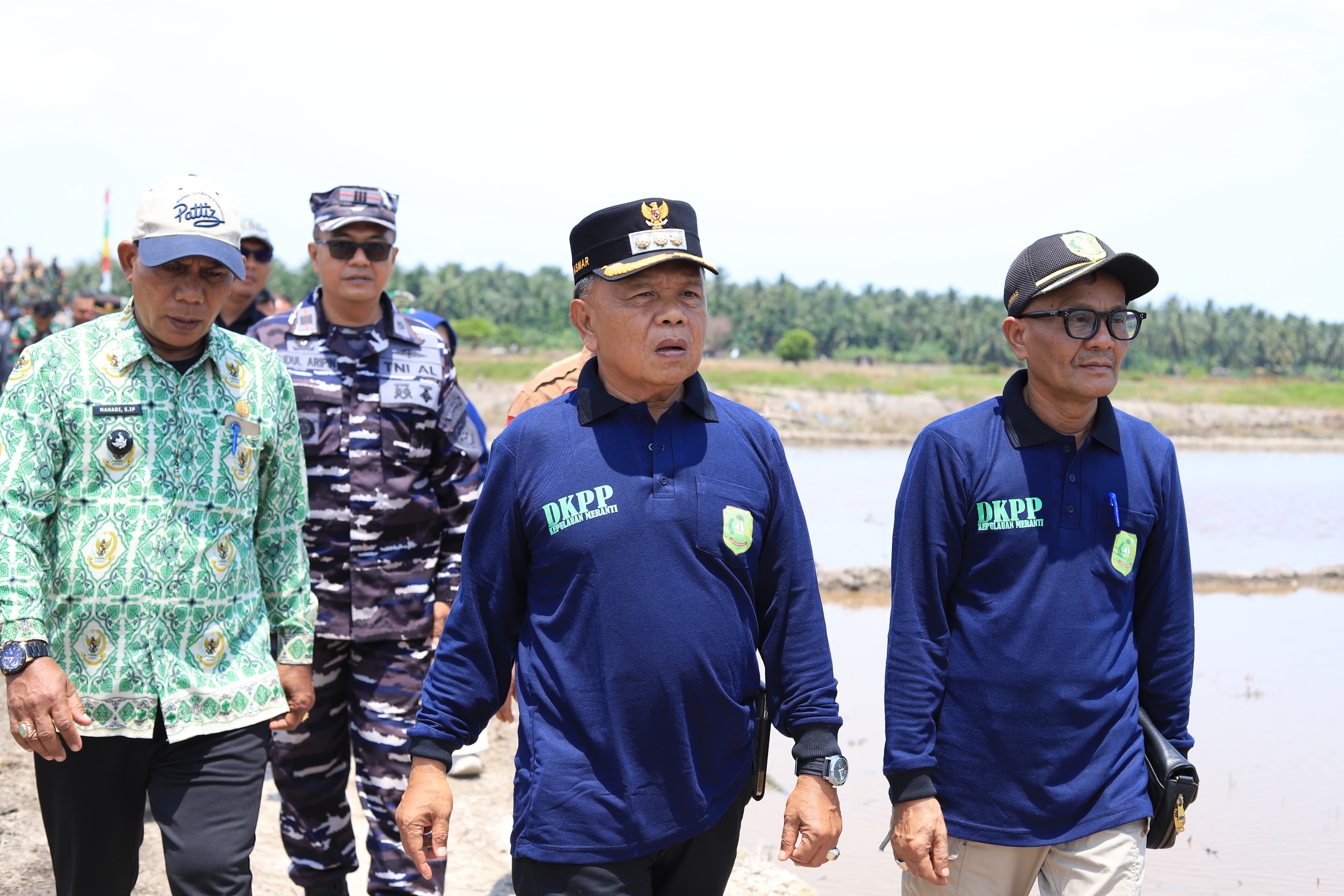 Tanam Padi Serentak di Meranti: Tingkatkan Produksi Penuhi Target