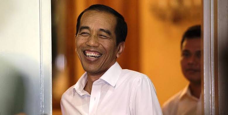 Jokowi Tetap Tak Mau Lockdown Indonesia Meski Kasus Covid-19 'Menggila'