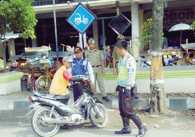 Pemkab Tertibkan Perparkiran di Selatpanjang