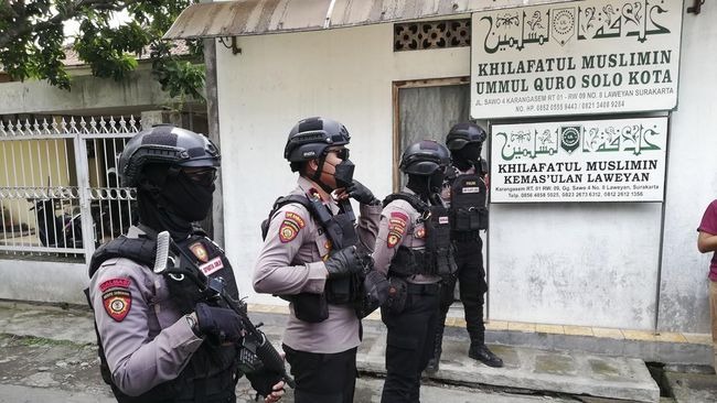 Polisi Tetapkan Pimpinan Khilafatul Muslimin Cirebon Raya Jadi Tersangka