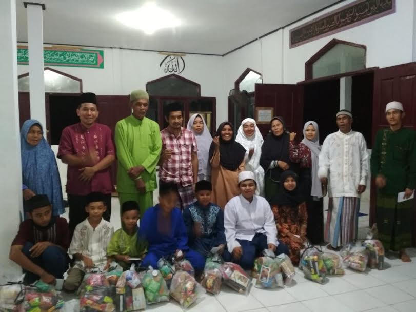 Masjid Nurul Hidayah Rohil Santuni Anak Yatim, Masing-masing Dapat Rp700 Ribu