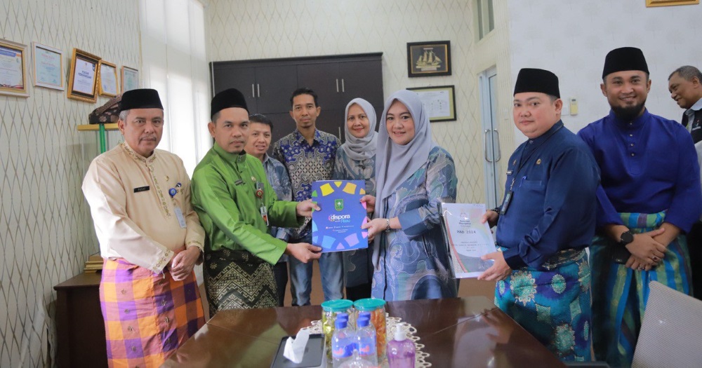 Kadispora Riau, SOIna dan NPC Teken Perjanjian Dana Hibah 2024