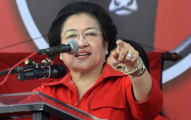Keluarkan Surat Perintah Pascapembakaran Bendera PDIP, Megawati: Bendera Selalu Tegak!!