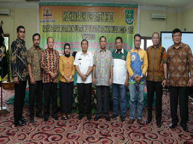 Evi Juliana Terpilih Aklamasi