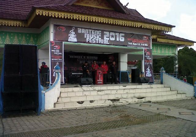 Gelar Banteng  Festival Music 2016