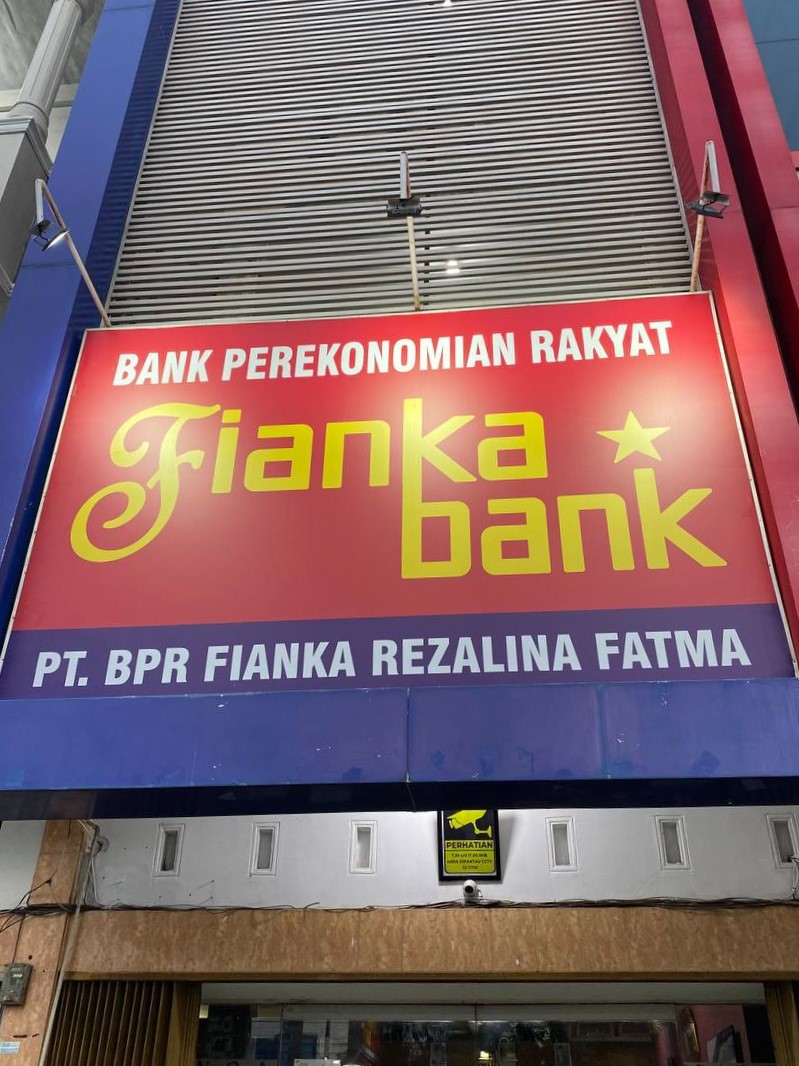 Tak Perlu Khawatir! Limit Pinjaman di Fianka Bank Lebih dari Rp350 Juta