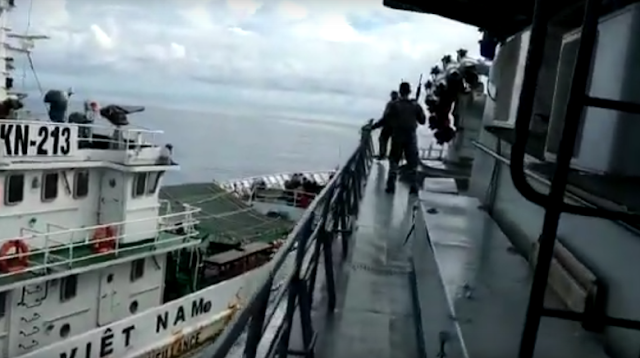 Kapal TNI AL Ditabrak Kapal Vietnam di Laut Natuna