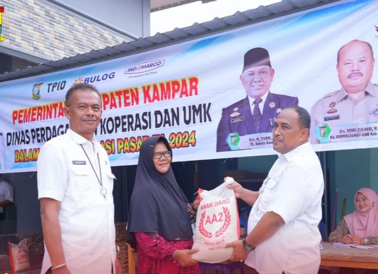 Disperindagkop-UMK Gelar Pasar Murah di Koto Perambahan