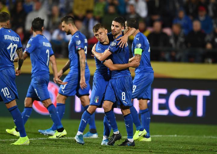 Italia Susah Payah Kalahkan Finlandia, Spanyol Bantai Kepulauan Faroe