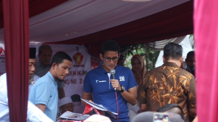 Komitmen Prabowo-Sandi Sejahterakan Guru Honorer