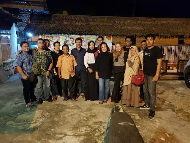 Jalin Silaturahmi, Yulianti Berbuka Puasa Bersama FWL DPRD Riau