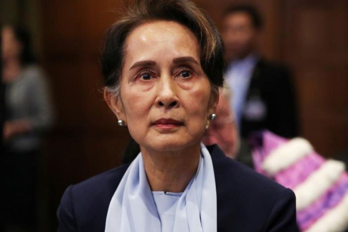 Kedatangan Aung San Suu Kyi di Rakhine Disambut Tiga Ledakan Bom
