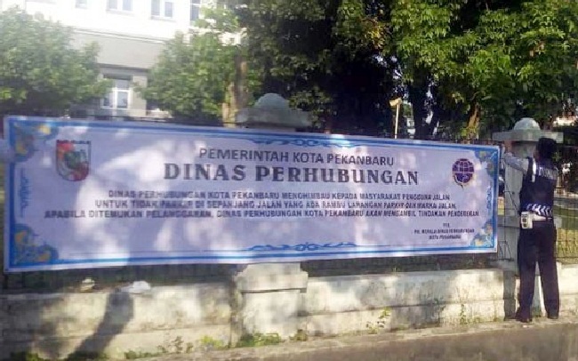 Pengendara yang Sembarangan Parkir di Ruas Jalan Kota Pekanbaru Bakal Ditindak