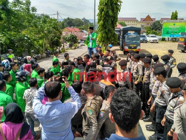 Mahasiswa Rohul Ikut Tolak Kebijakan Pemerintah yang Tidak Pro Rakyat