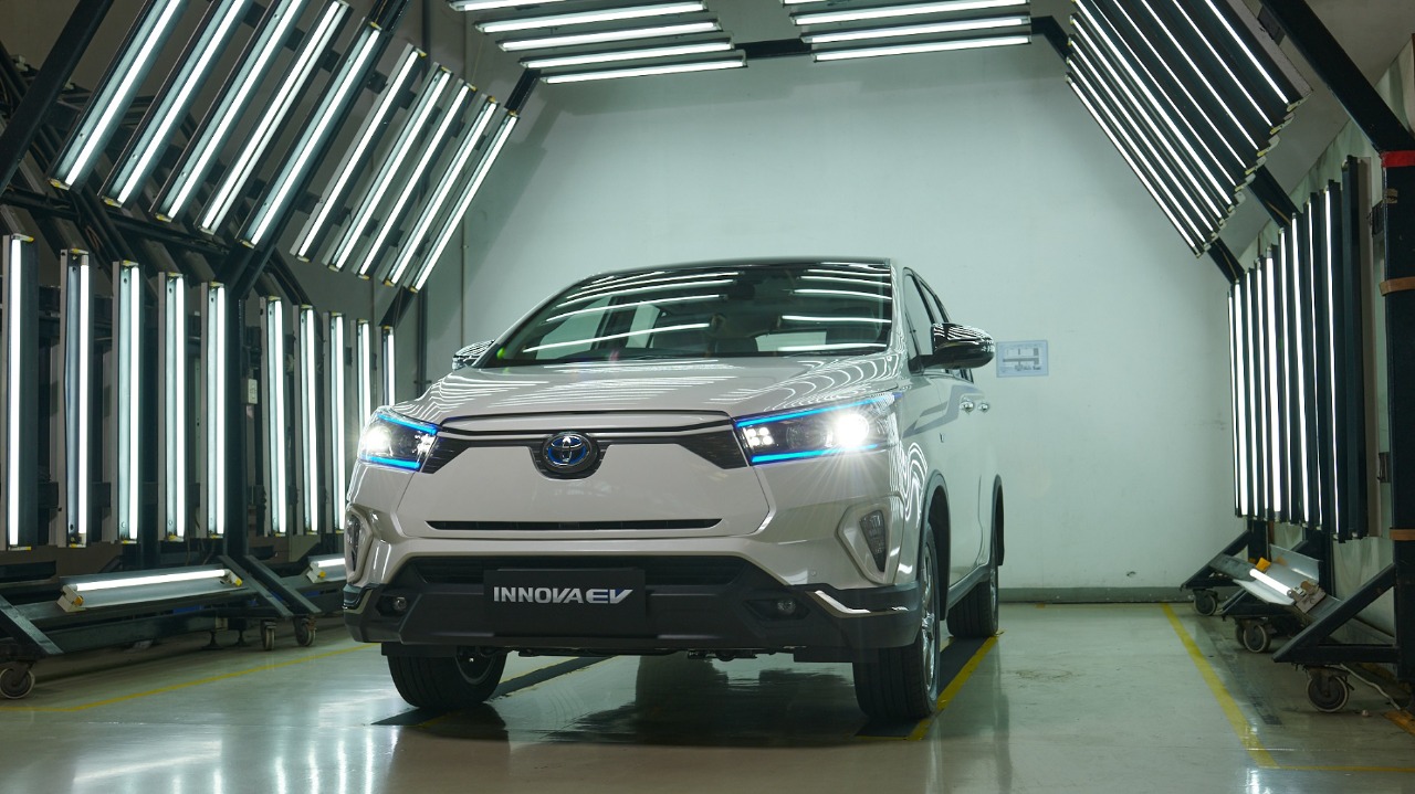 Pamer di Ajang IIMS 2022, Toyota Perkenalkan Kijang Innova EV Concept