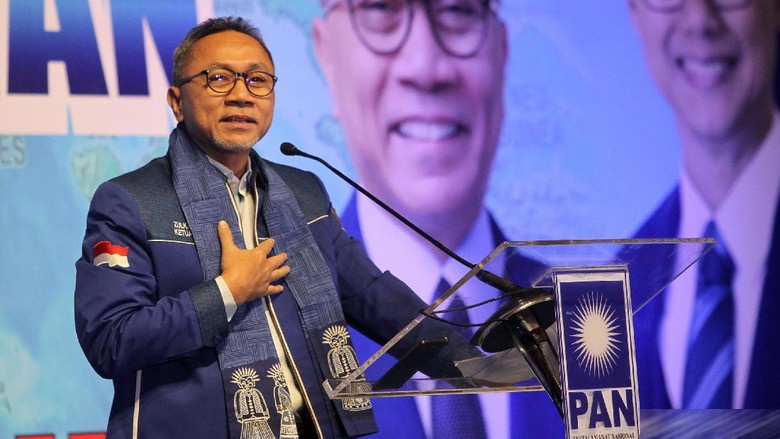 Dibanding-banding dengan Amien Rais, Zulkifli Hasan: Gak Mungkin, Kualat Saya