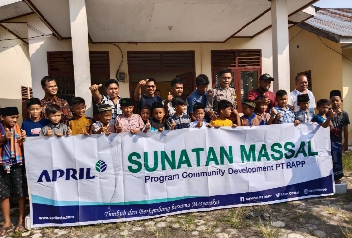 Manfaatkan Libur Sekolah, PT RAPP Gelar Sunatan Massal Gratis