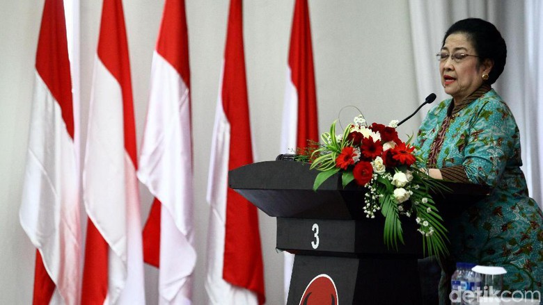 Megawati 'Serang' Prabowo