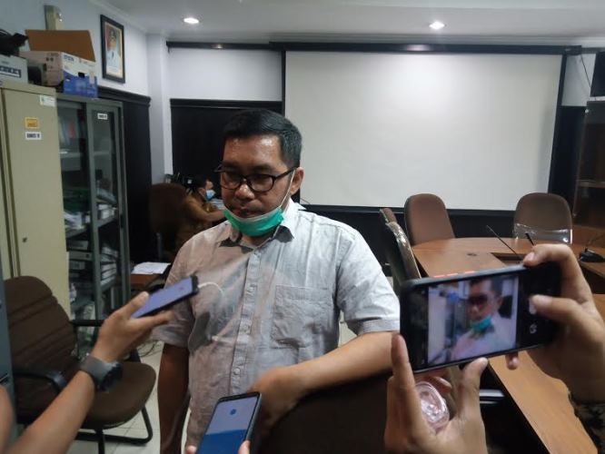 DPRD Pekanbaru Minta Pemko Robohkan Bando Reklame Sebelum Akhir Bulan
