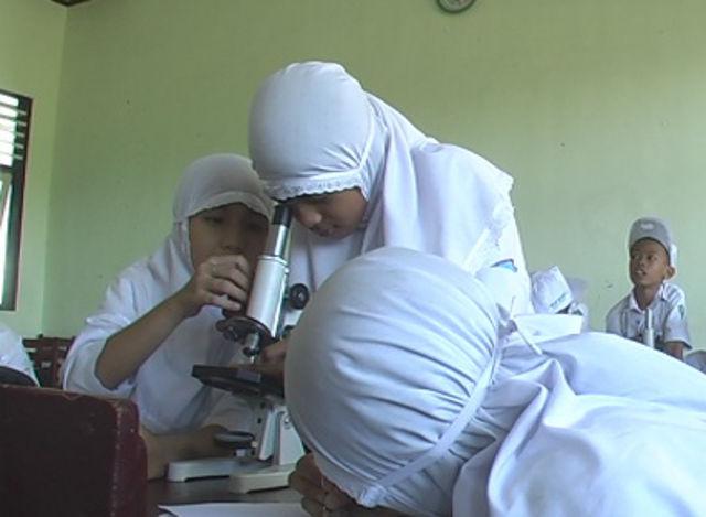 Tujuh Madrasah Aliyah di Bantan Adu Sains