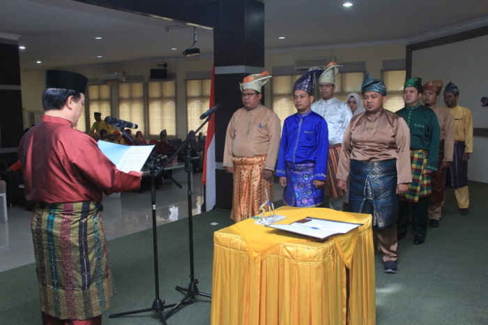Ketua Yayasan Raja Ali Haji Lantik 3 Wakil Rektor dan Dua Dekan Unilak