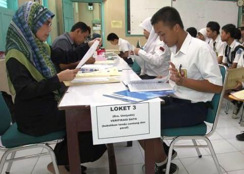 PPDB Riau 1-4 Juli, Sekolah Wajib Menerima Siswa 90 Persen Sesuai Zonasi Tanpa Nilai