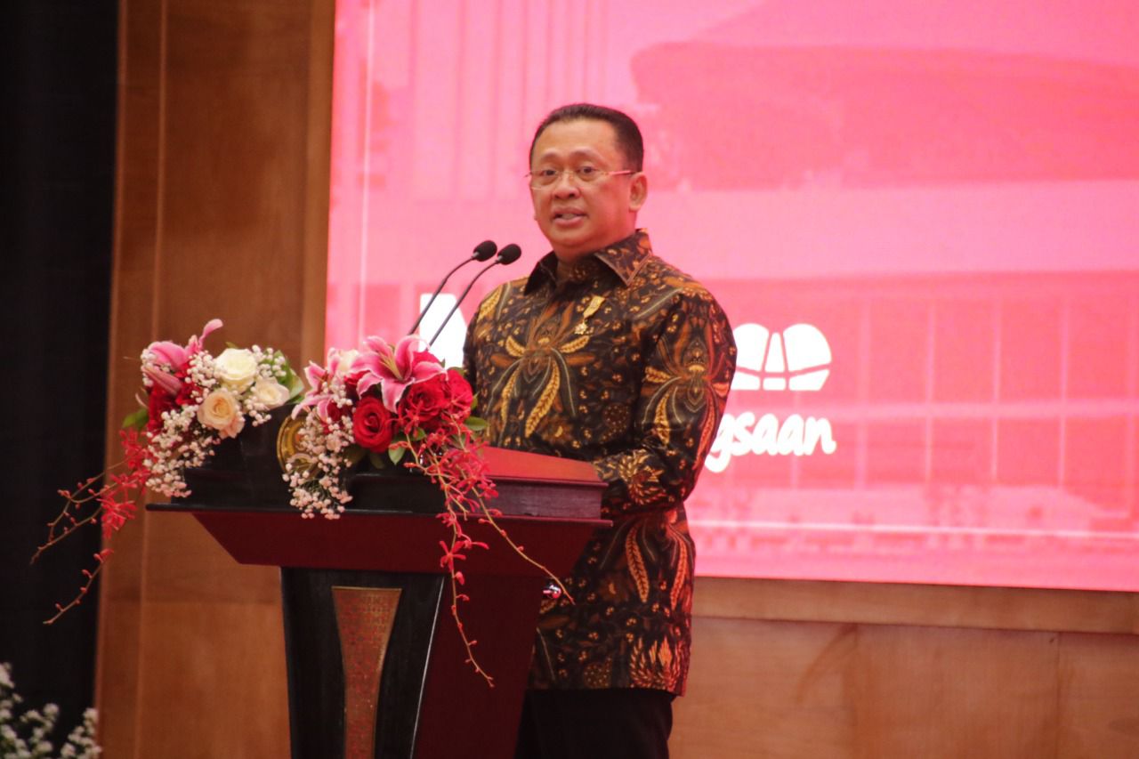 Peringatan Hari Konstitusi, Ketua MPR RI: Belajarlah dari Agus Salim dan Bung Hatta