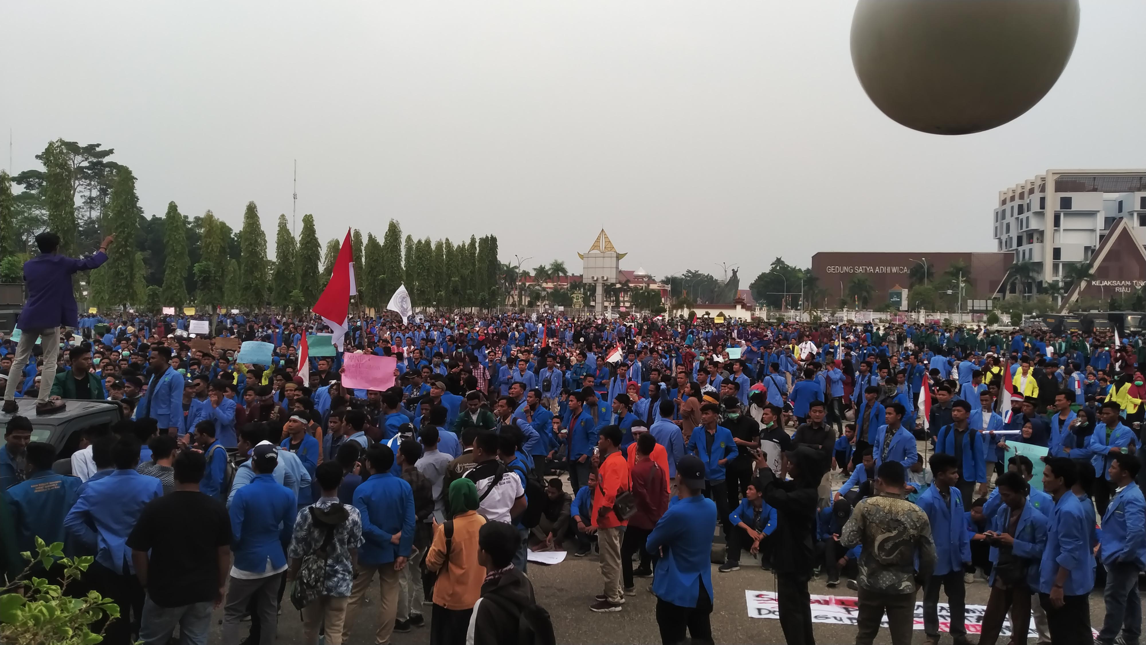 Soal Isu Demo Ditunggangi, Mahasiswa: Ditunggangi Emak Kami
