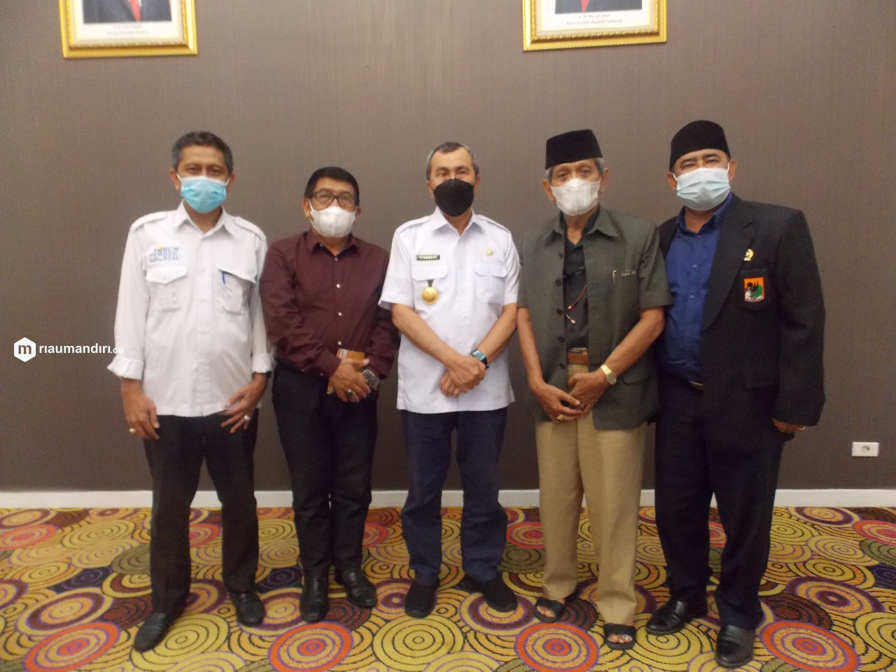Gubernur Riau Nyatakan Siap Buka Mubes IV IKMR