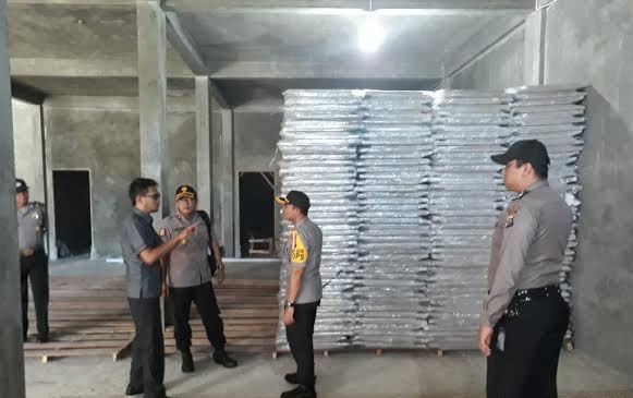 Tinjau Logistik Pemilu 2019, Polres Rohil Siap Jamin Keamanan