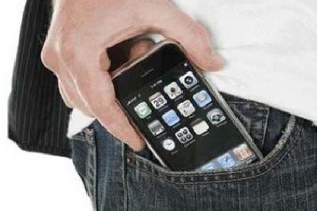 Jaga Istri di Rumah Sakit Ibnu Sina Pekanbaru, Pria Ini Kehilangan Telepon Seluler