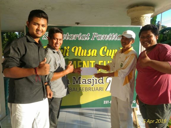 21 Tim Futsal Remaja Masjid se-Pekanbaru Rebut Tropi PWI Riau