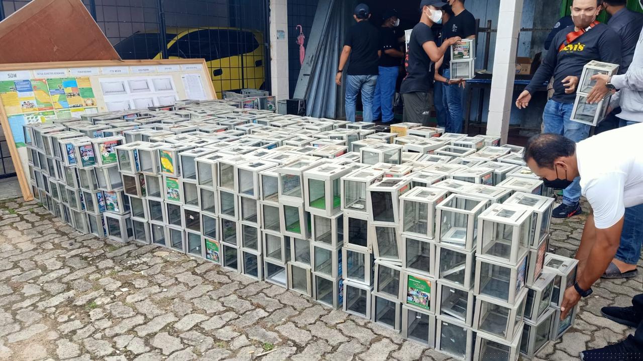 Densus 88 Sita 791 Kotak Amal dari Lembaga Kelompok Terduga Teroris di Lampung