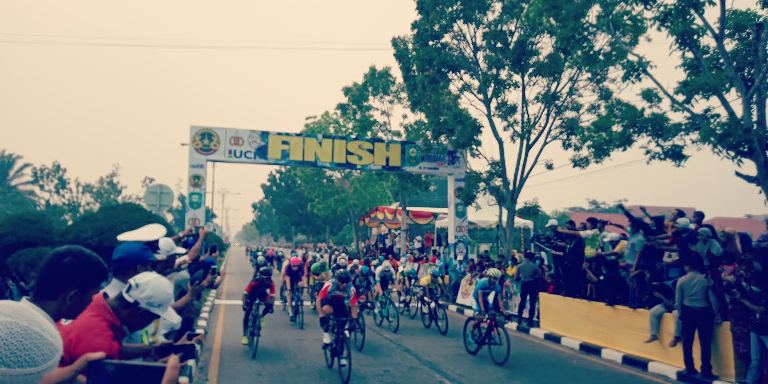 Pembalap Indonesia Reno Yudha Sansaka Juara Etape II Tour de Siak 2019