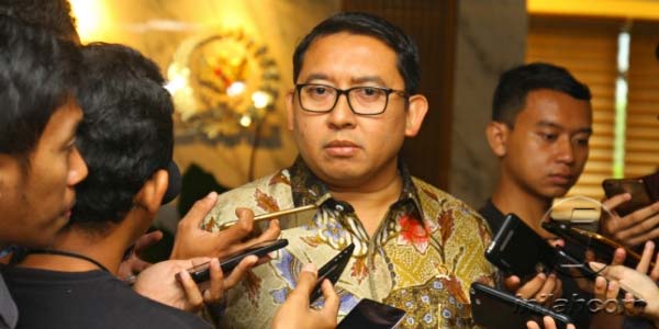 Fadli Zon Penasaran Siapa Dalang di Balik Drama Hoax Ratna Sarumpaet