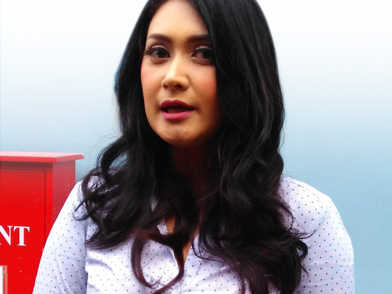 Nafa Urbach Unggah Foto Anak Sakit