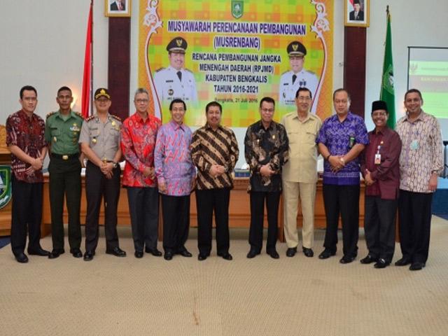 DPRD dan Kepala Daerah Terancam Sanksi