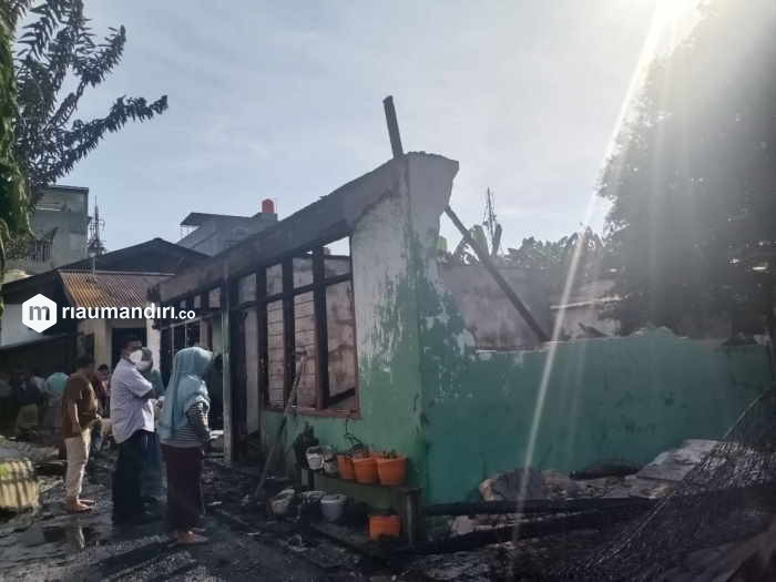Kebakaran di Jalan Serayu Pekanbaru, Sempat Terdengar Ledakan